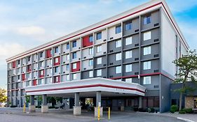 Best Western Plus Toronto Airport Hotel Mississauga On